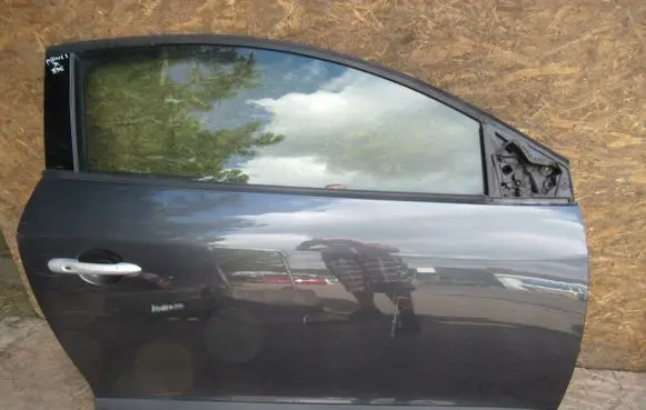 Renault Megane III Door (2 Door Coupe) 