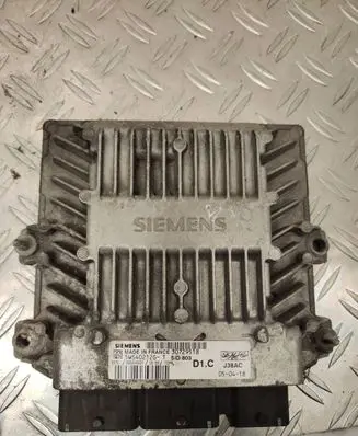 Volvo V50 Engine control unit/module 30729518