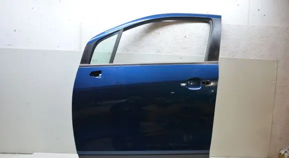 Opel Mokka X Front door