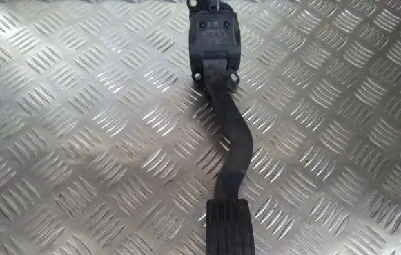 Citroen C4 I Accelerator pedal position sensor 0280755041 9680565880