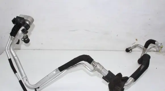Volvo XC60 Air conditioning (A/C) pipe/hose 31332070