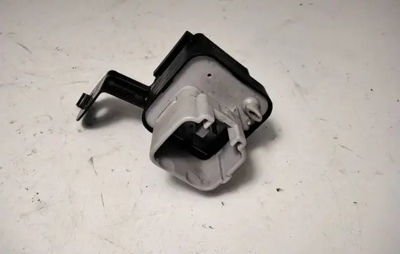 Lexus IS 220D-250-350 Glow plug pre-heat relay 2861067010 1567000671