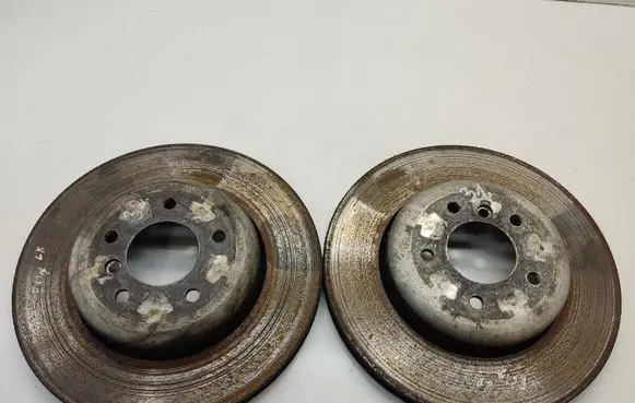 BMW 5 E60 E61 Rear brake disc