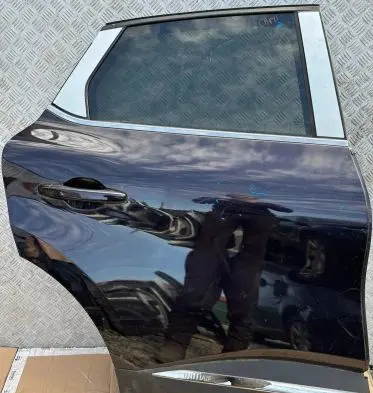 Renault Captur II Front door