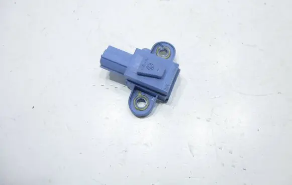 Volkswagen Golf Plus Airbag deployment crash/impact sensor 1K0955557A