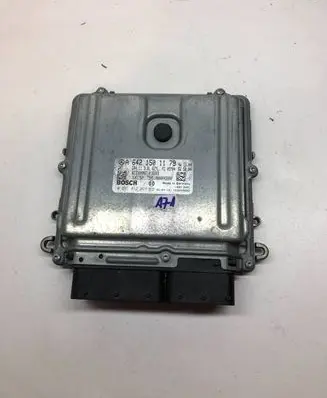 Mercedes-Benz E W211 Engine ECU kit and lock set A6421501179 0281012029 1039S09362