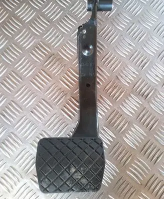 Volkswagen Golf V Brake pedal 1K2723143J