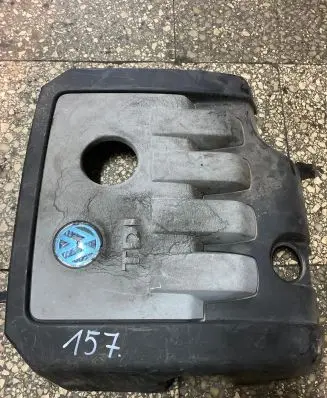 Volkswagen Touran I Engine cover (trim) 03G103925BG