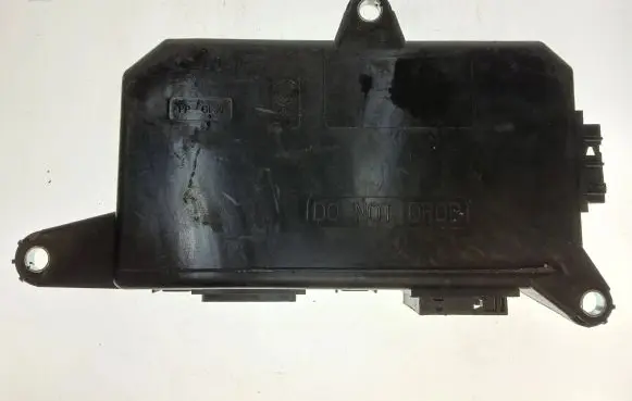 Alfa Romeo 159 Door control unit/module 50510090 100848 NPGL3GDX939