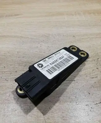 Chrysler Voyager Airbag deployment crash/impact sensor 04686748AF