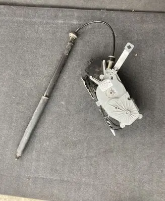 Opel Vectra C Tailgate hydraulic set 13197853