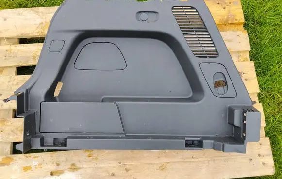 Opel Grandland X Tailgate/trunk side cover trim YP00013577