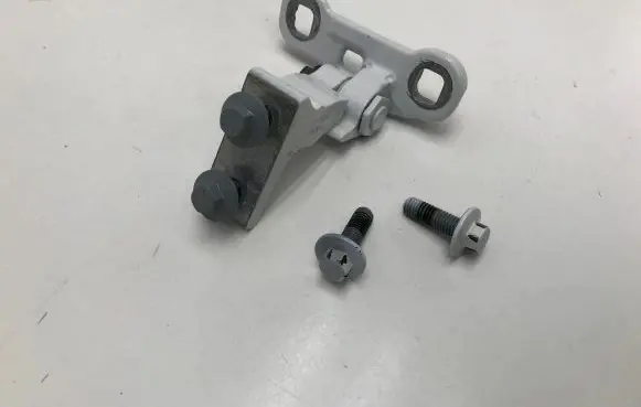 Volvo XC40 Rear door upper hinge 31457095