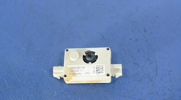 BMW M6 Aerial GPS antenna 6990090