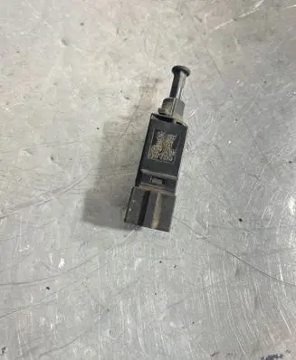 Volkswagen New Beetle Brake pedal sensor switch 927189D
