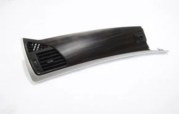 SsangYong Korando Dash center air vent grill 7653134900