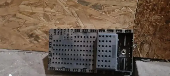 Volvo S60 Fuse box set 8645411
