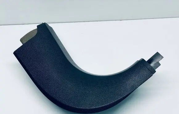 Foot area side trim