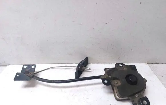 KIA Sorento Spare wheel mounting bracket 