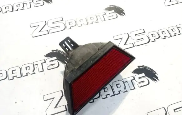 BMW 3 E36 Third/center stoplight 83634919 8363491