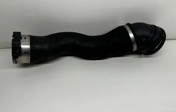 BMW 5 E60 E61 Intercooler hose/pipe 7803747