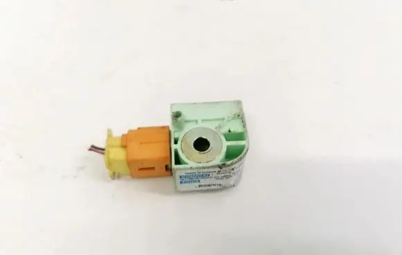 Fiat Stilo Airbag deployment crash/impact sensor 46805521 5WK43092