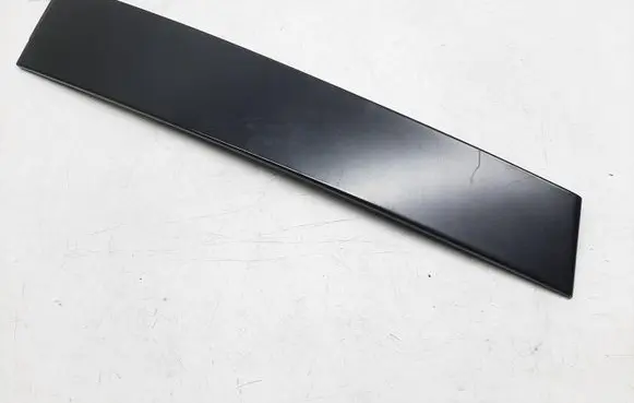 Volkswagen Golf Plus Front door trim (molding) 5M0837902