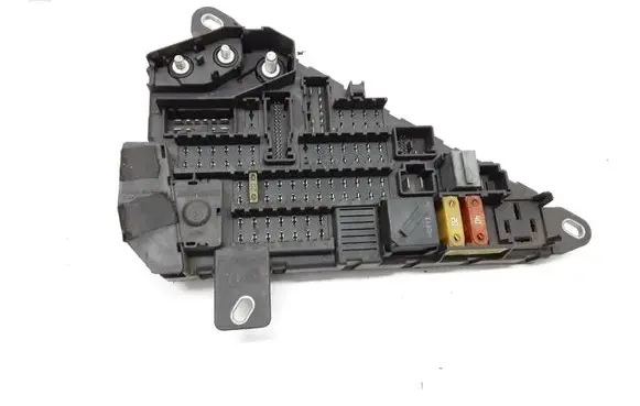 BMW 5 E60 E61 Fuse module 6906588