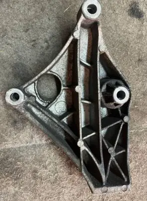 BMW 1 F20 F21 Engine mounting bracket 6788611 68572910 ENAC46000