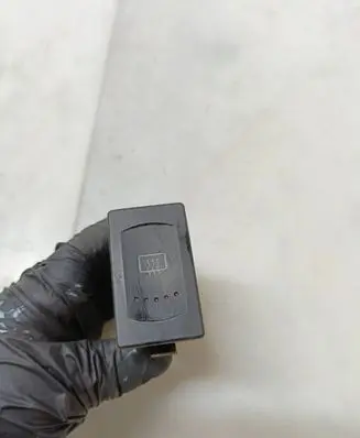 Windscreen/window heater switch