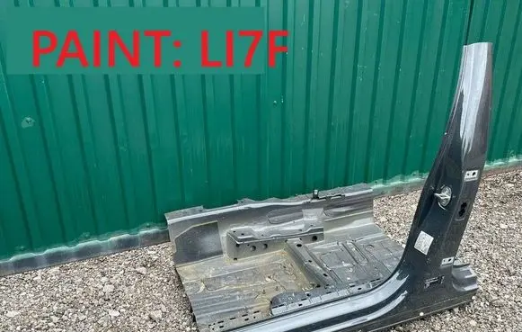 Volkswagen PASSAT B8 Pillar (middle)