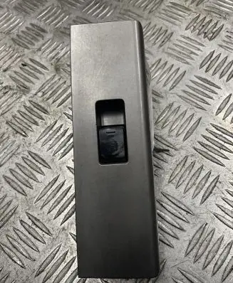 Nissan Pathfinder R51 Electric window control switch