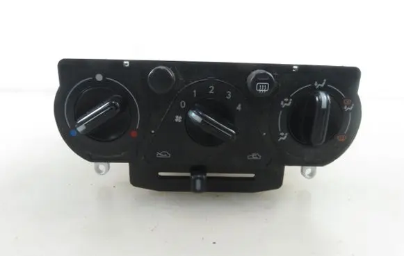 Subaru Impreza II Interior fan control switch 