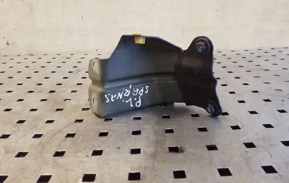 Chevrolet Captiva Fender mounting bracket