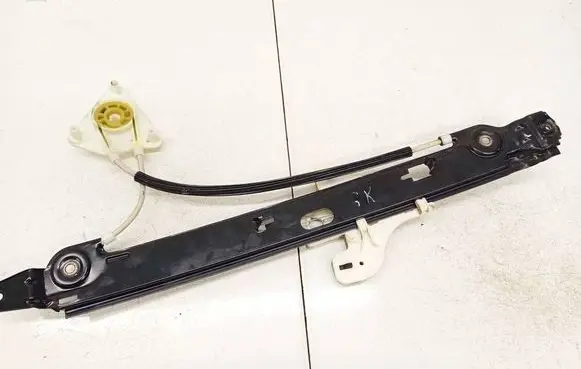 Seat Altea Sliding door window regulator with motor 5P0839401