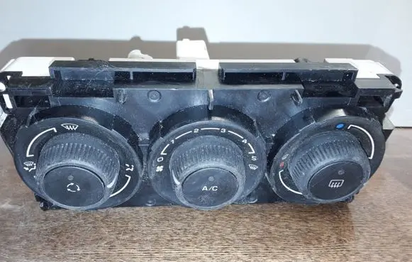 Peugeot 308 Climate control unit 69940002 T1000220K T1000220