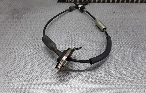 Hyundai Santa Fe Gear shift cable linkage
