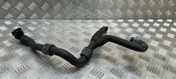 Skoda Octavia Mk3 (5E) Engine coolant pipe/hose
