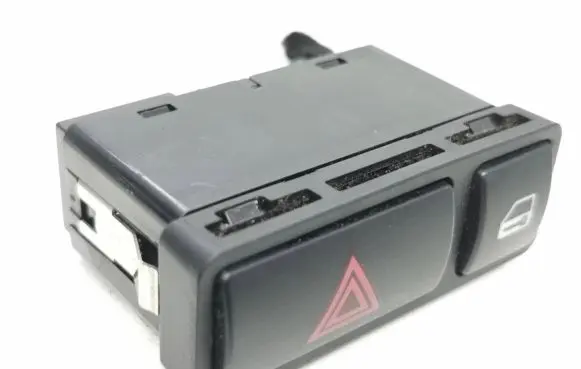 BMW X5 E53 Hazard light switch 8368920 61318368920