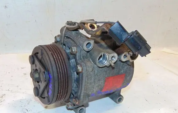 Mitsubishi Space Star Air conditioning (A/C) compressor (pump) MR460070 MR460071 MR500007