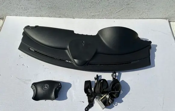 Mercedes-Benz C W203 Airbag set with panel 