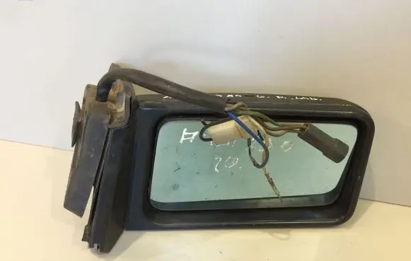 Audi 200 Front door electric wing mirror 0217227