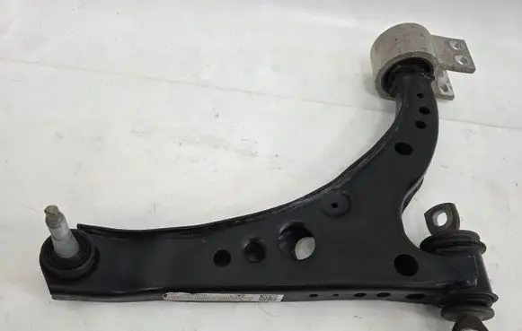 Opel Astra K Front control arm 39089345