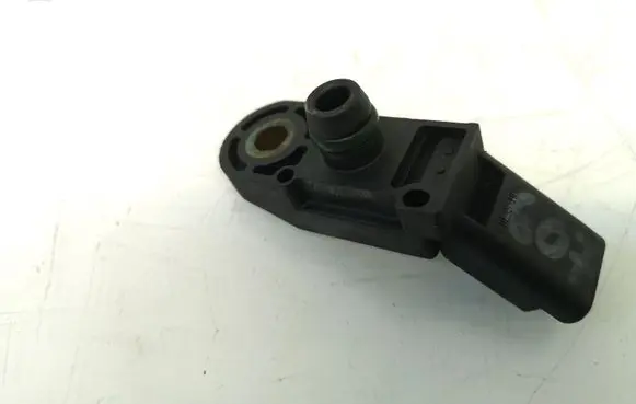 Volkswagen Golf I Air pressure sensor 0281230053