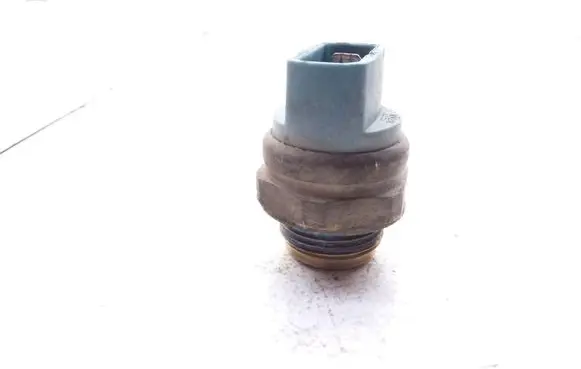 Coolant temperature sensor