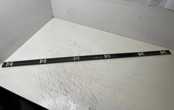 BMW 5 E39 Front door trim (molding) 8159295
