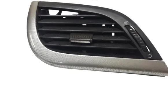 Peugeot 207 Dashboard side air vent grill/cover trim 9650088577