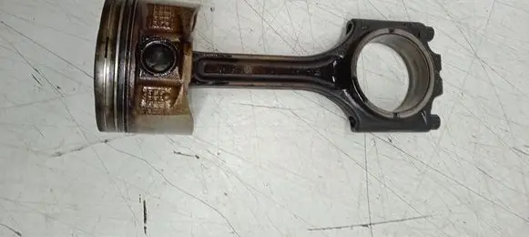 Volvo S60 Piston with connecting rod 25154KW