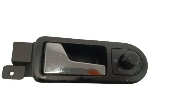 Wing mirror switch