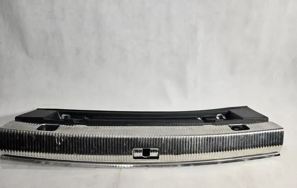 Audi Q3 8U Trunk/boot sill cover protection 8U0864483A